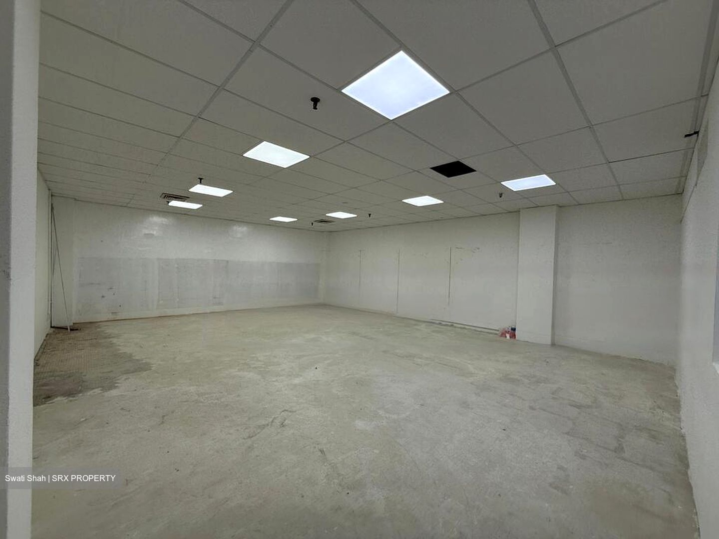 Textile Centre (D7), Office #485713041